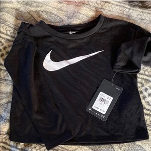 Nike shirt 3t. Brand new. Never worn with tags. Soooo soft.